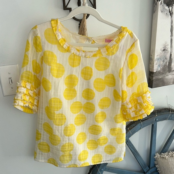 ⭐️Lilly Pulitzer Seeing Spots Silk Top⭐️ - Picture 1 of 7